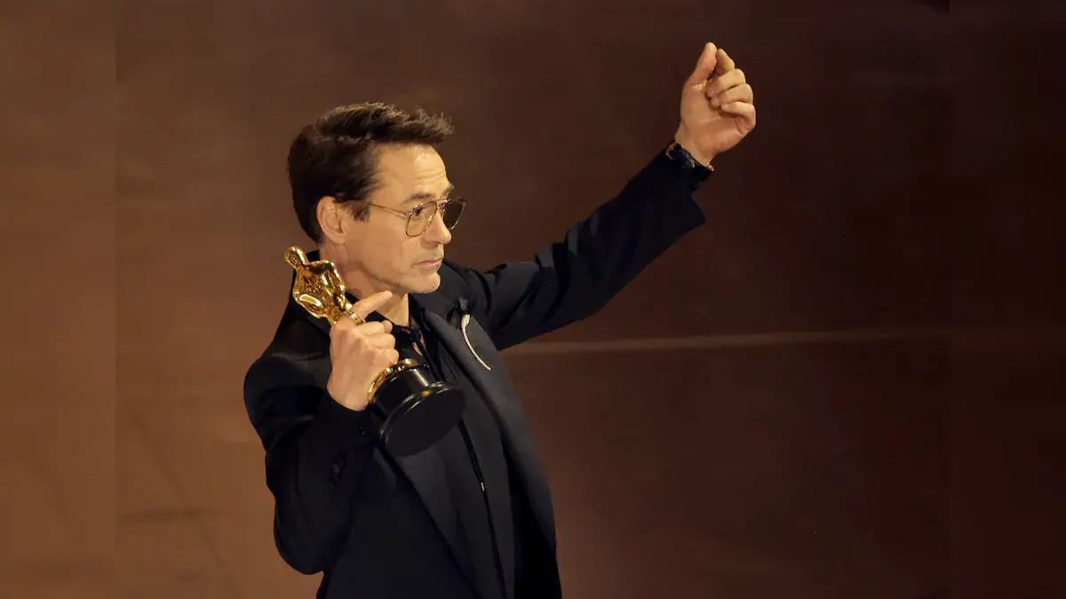 Robert Downey Jr At Oscar