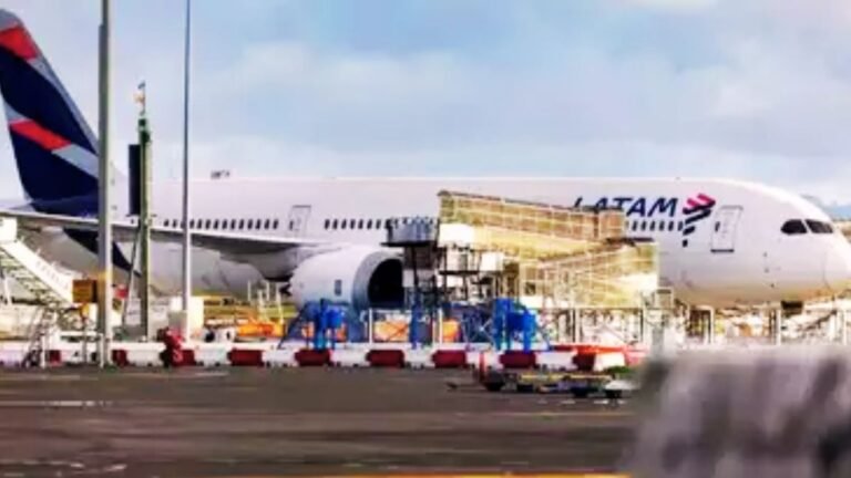 mid-air drop of LATAM Airlines flight
